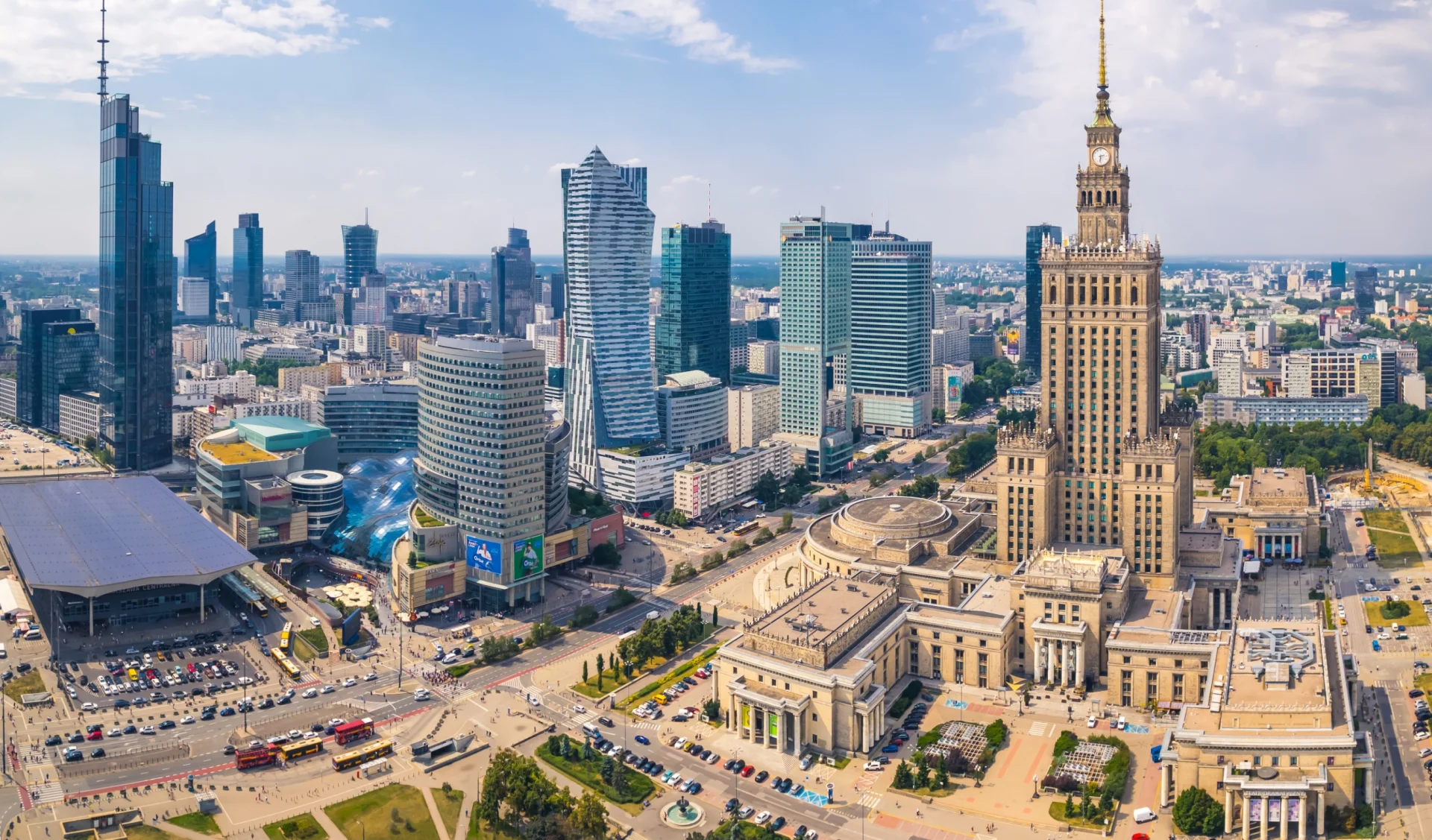 Jak sprzedać mieszkanie w Polsce będąc za granicą?